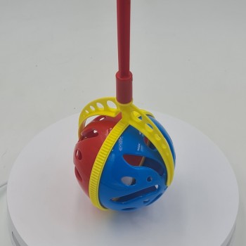 Interaktív játék, fogantyús labda, zörgő, 7 x 7 x 40 cm, kék/piros