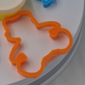 Plastilina, 3 cutii, forme si accesorii, verde alb si rosu