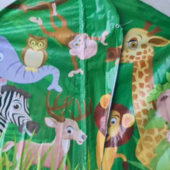 Színes sárkány, dzsungel minta, deltaplán típus, 100 x 120 cm