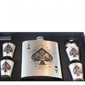 Sticla cu 4 Pahare, Cutie Speciala, Model Inima Neagra