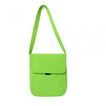 Geanta crossbody verde 36 cm – practica si usoara pentru utilizare zilnică