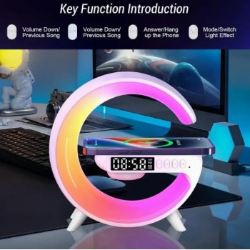 Ceas Digital si Alarma LED RGB cu Incarcare Wireless Qi, Multicolor, Design Modern pentru Dormitor si Birou