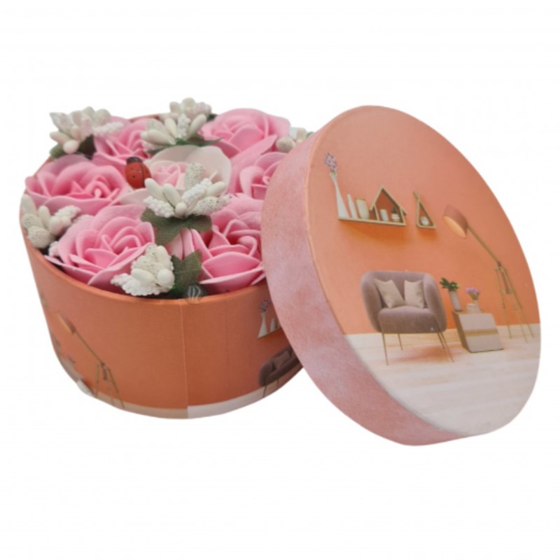 Aranjament floral 7 trandafiri cutie rotunda, flori de sapun, rosu, 11x9x6 cm